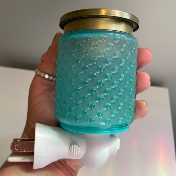 Better Homes And Gardens Other - Better Homes & Gardens Wall Accent Wax Warmer, Hobnail